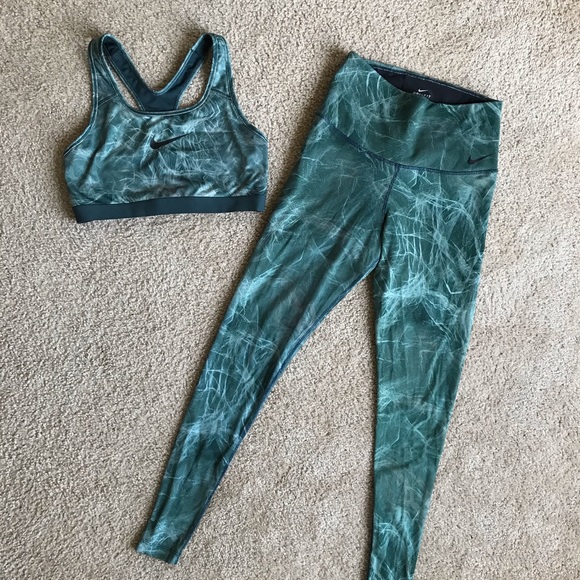 Nike Pants - Nike DRI-Fit Legend Sports Bra & Legging combo